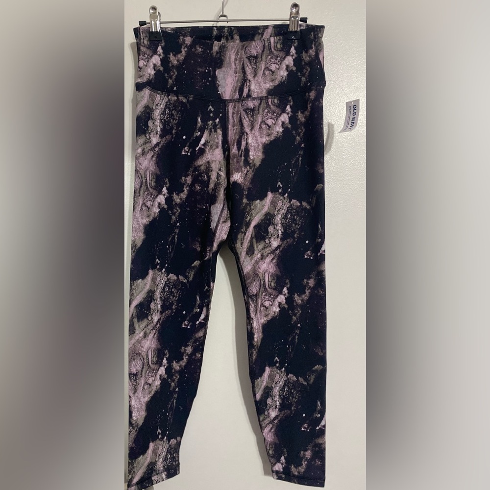 NWT Old Navy High Rise Leggings Go Dry